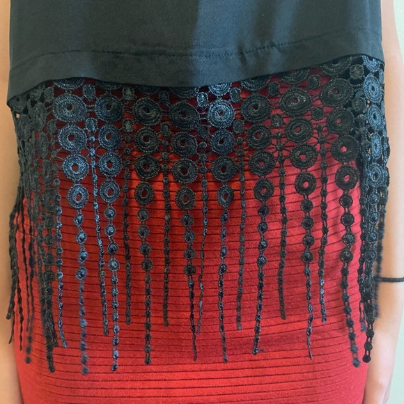 BLACK FRINGE TOP - Picture 2 of 5